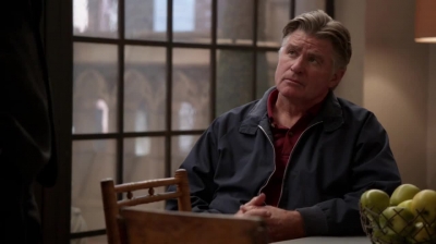 WHITE_COLLAR_-_E4X10_VESTED_INTEREST_107.jpg