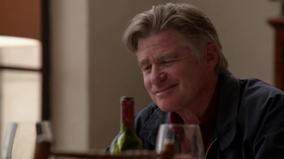 WHITE_COLLAR_-_E4X10_VESTED_INTEREST_201.jpg