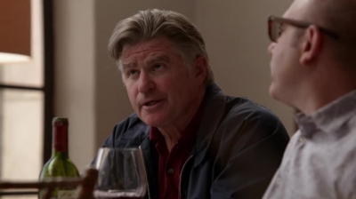WHITE_COLLAR_-_E4X10_VESTED_INTEREST_209.jpg