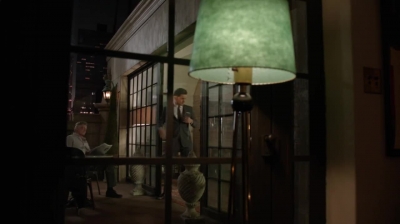 WHITE_COLLAR_-_E4X10_VESTED_INTEREST_663.jpg