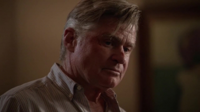 WHITE_COLLAR_-_E4X11_FAMILY_BUSINESS_0102.jpg