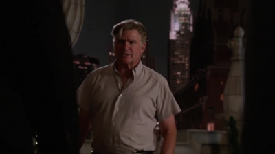 WHITE_COLLAR_-_E4X11_FAMILY_BUSINESS_0385.jpg