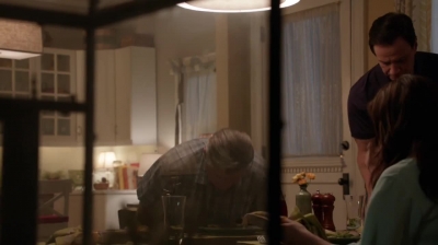 WHITE_COLLAR_-_E4X11_FAMILY_BUSINESS_0408.jpg
