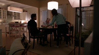 WHITE_COLLAR_-_E4X11_FAMILY_BUSINESS_0546.jpg