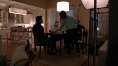 WHITE_COLLAR_-_E4X11_FAMILY_BUSINESS_0547.jpg