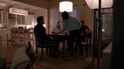 WHITE_COLLAR_-_E4X11_FAMILY_BUSINESS_0548.jpg