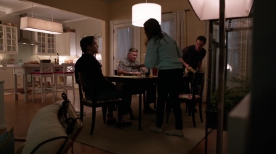 WHITE_COLLAR_-_E4X11_FAMILY_BUSINESS_0551.jpg