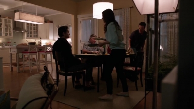 WHITE_COLLAR_-_E4X11_FAMILY_BUSINESS_0552.jpg