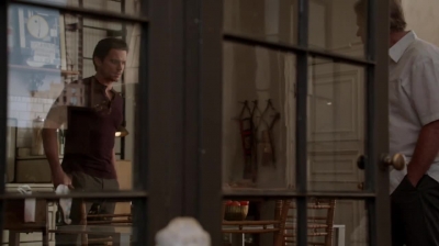 WHITE_COLLAR_-_E4X11_FAMILY_BUSINESS_0784.jpg