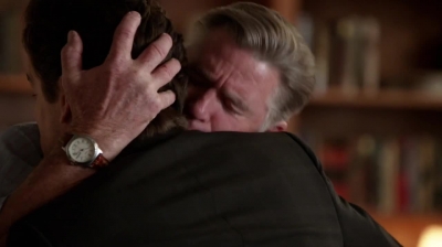 WHITE_COLLAR_-_E4X11_FAMILY_BUSINESS_1224.jpg