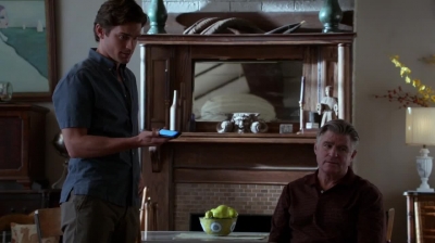 WHITE_COLLAR_-_E4X15_THE_ORIGINAL_192.jpg
