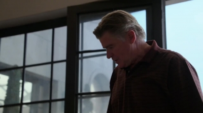 WHITE_COLLAR_-_E4X15_THE_ORIGINAL_405.jpg