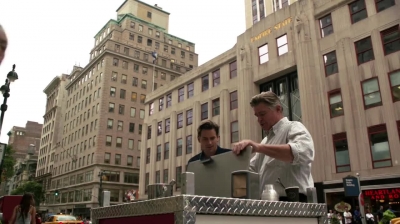 WHITE_COLLAR_-_E4X15_THE_ORIGINAL_537.jpg