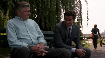 WHITE_COLLAR_-_E4X16_IN_THE_WIND_0253.jpg