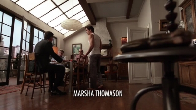 WHITE_COLLAR_-_E4X16_IN_THE_WIND_0608.jpg