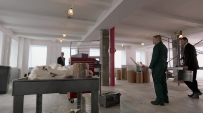 WHITE_COLLAR_-_E4X16_IN_THE_WIND_1405.jpg