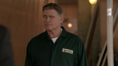 WHITE_COLLAR_-_E4X16_IN_THE_WIND_1406.jpg