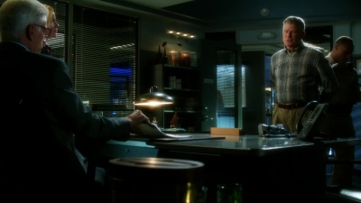 CSI_CRIME_SCENE_INVESTIGATION_-_E14X22_DEAD_IN_HIS_TRACKS_0097.jpg