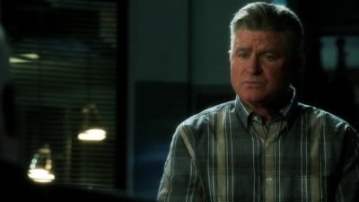 CSI_CRIME_SCENE_INVESTIGATION_-_E14X22_DEAD_IN_HIS_TRACKS_0113.jpg