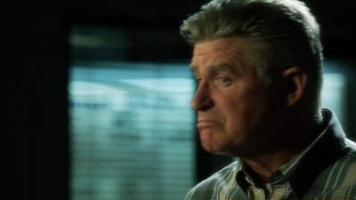 CSI_CRIME_SCENE_INVESTIGATION_-_E14X22_DEAD_IN_HIS_TRACKS_0168.jpg