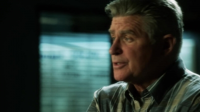 CSI_CRIME_SCENE_INVESTIGATION_-_E14X22_DEAD_IN_HIS_TRACKS_0178.jpg