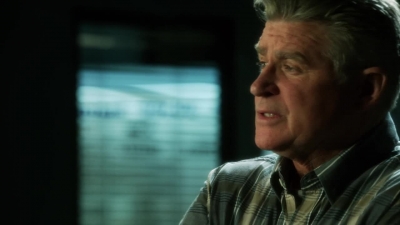 CSI_CRIME_SCENE_INVESTIGATION_-_E14X22_DEAD_IN_HIS_TRACKS_0182.jpg