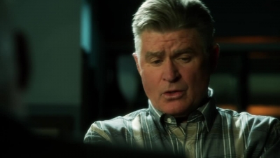 CSI_CRIME_SCENE_INVESTIGATION_-_E14X22_DEAD_IN_HIS_TRACKS_0328.jpg