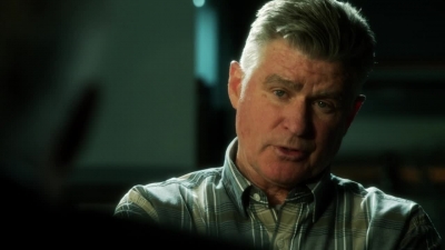 CSI_CRIME_SCENE_INVESTIGATION_-_E14X22_DEAD_IN_HIS_TRACKS_0355.jpg
