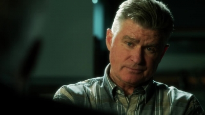 CSI_CRIME_SCENE_INVESTIGATION_-_E14X22_DEAD_IN_HIS_TRACKS_0358.jpg