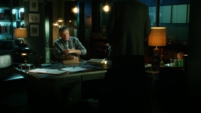 CSI_CRIME_SCENE_INVESTIGATION_-_E14X22_DEAD_IN_HIS_TRACKS_0370.jpg