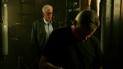 CSI_CRIME_SCENE_INVESTIGATION_-_E14X22_DEAD_IN_HIS_TRACKS_0844.jpg