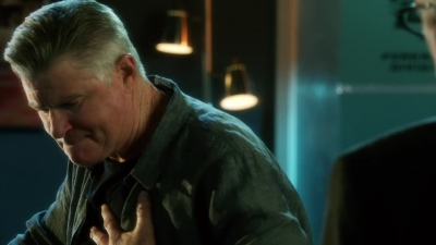 CSI_CRIME_SCENE_INVESTIGATION_-_E14X22_DEAD_IN_HIS_TRACKS_1094.jpg