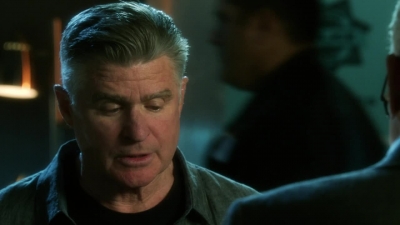 CSI_CRIME_SCENE_INVESTIGATION_-_E14X22_DEAD_IN_HIS_TRACKS_1199.jpg