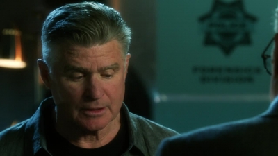 CSI_CRIME_SCENE_INVESTIGATION_-_E14X22_DEAD_IN_HIS_TRACKS_1200.jpg