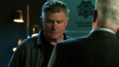 CSI_CRIME_SCENE_INVESTIGATION_-_E14X22_DEAD_IN_HIS_TRACKS_1211.jpg