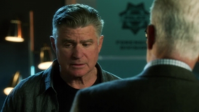 CSI_CRIME_SCENE_INVESTIGATION_-_E14X22_DEAD_IN_HIS_TRACKS_1244.jpg