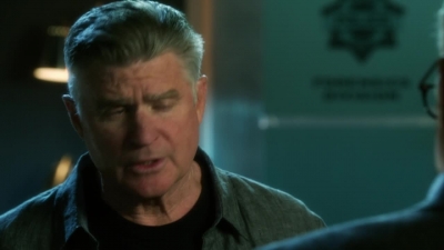 CSI_CRIME_SCENE_INVESTIGATION_-_E14X22_DEAD_IN_HIS_TRACKS_1264.jpg