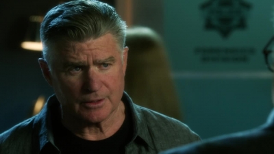 CSI_CRIME_SCENE_INVESTIGATION_-_E14X22_DEAD_IN_HIS_TRACKS_1267.jpg