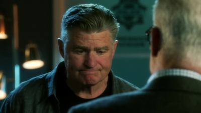 CSI_CRIME_SCENE_INVESTIGATION_-_E14X22_DEAD_IN_HIS_TRACKS_1273.jpg