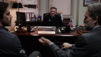 AMERICAN_ODYSSEY_-_E1X03_DROP_KING_055.jpg
