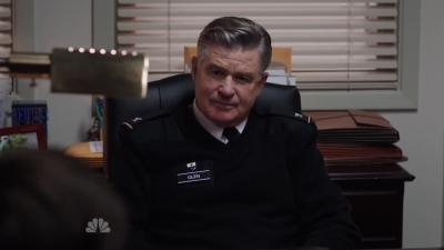 AMERICAN_ODYSSEY_-_E1X03_DROP_KING_102.jpg