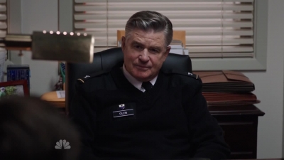 AMERICAN_ODYSSEY_-_E1X03_DROP_KING_104.jpg