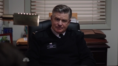AMERICAN_ODYSSEY_-_E1X03_DROP_KING_115.jpg