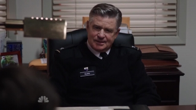 AMERICAN_ODYSSEY_-_E1X03_DROP_KING_152.jpg