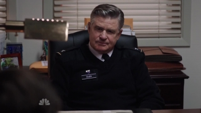 AMERICAN_ODYSSEY_-_E1X03_DROP_KING_180.jpg