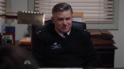 AMERICAN_ODYSSEY_-_E1X03_DROP_KING_193.jpg