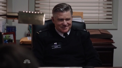 AMERICAN_ODYSSEY_-_E1X03_DROP_KING_200.jpg