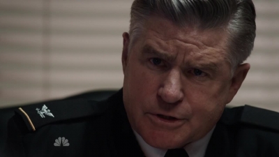 AMERICAN_ODYSSEY_-_E1X03_DROP_KING_400.jpg