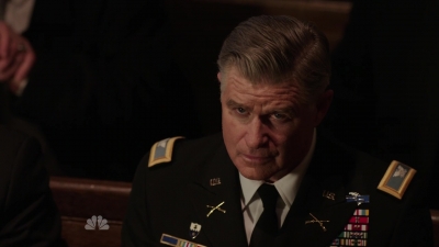 AMERICAN_ODYSSEY_-_E1X04_TANGO_UNIFORM_088.jpg