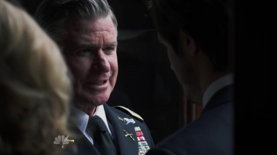 AMERICAN_ODYSSEY_-_E1X04_TANGO_UNIFORM_164.jpg